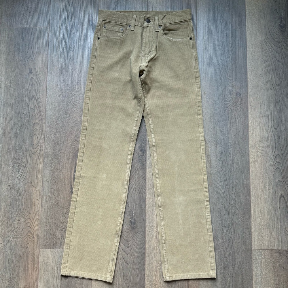 Levi’s Corduroy Low Rise Jeans Size W 28 L 32